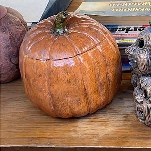 Ceramic pumpkin